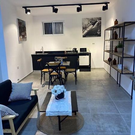 הדירה בדובדבן - The Apartment In Dovdvan Tiberias Exterior photo