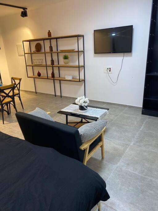הדירה בדובדבן - The Apartment In Dovdvan Tiberias Exterior photo