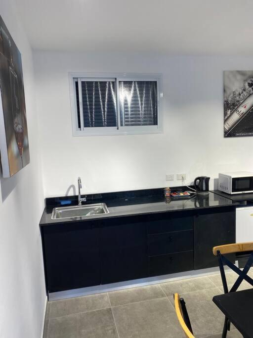 הדירה בדובדבן - The Apartment In Dovdvan Tiberias Exterior photo